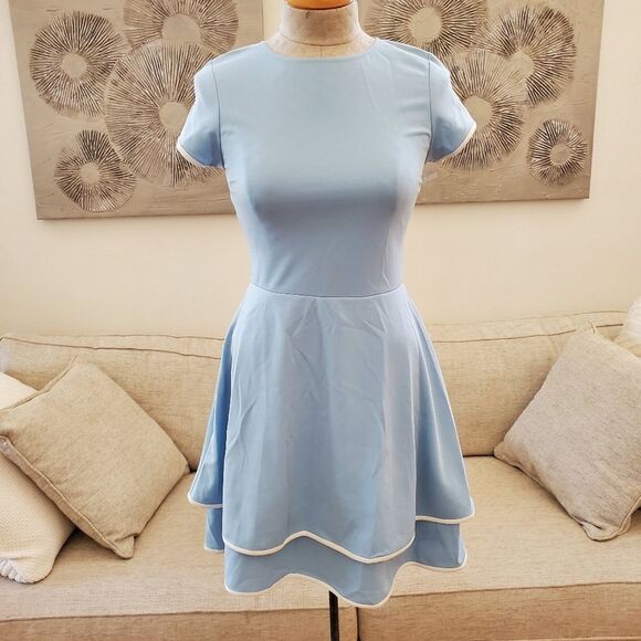 Love Ady Tiered Fit-&-Flare Dress size Medium in Light Blue/White - NEW - Picture 1 of 11